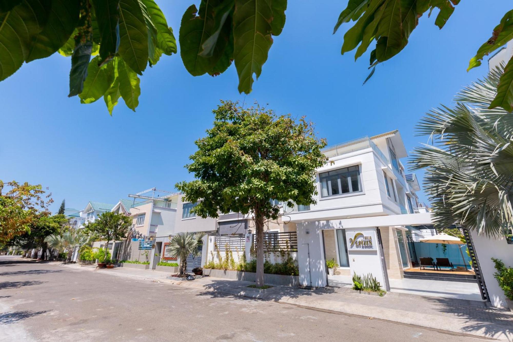 Villa Long Cung B2-11 - 8 Phong Ngu ブンタオ エクステリア 写真