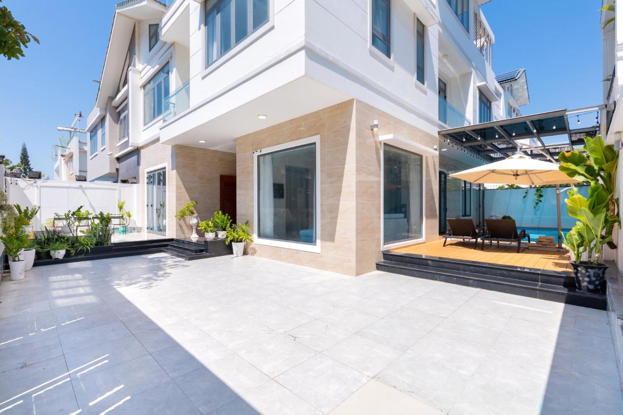 Villa Long Cung B2-11 - 8 Phong Ngu ブンタオ エクステリア 写真